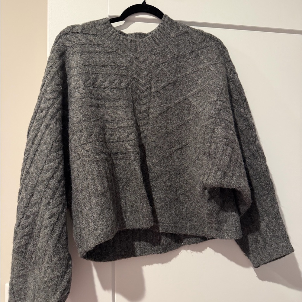 Abercrombie & Fitch Charcoal Cable Knit Sweater